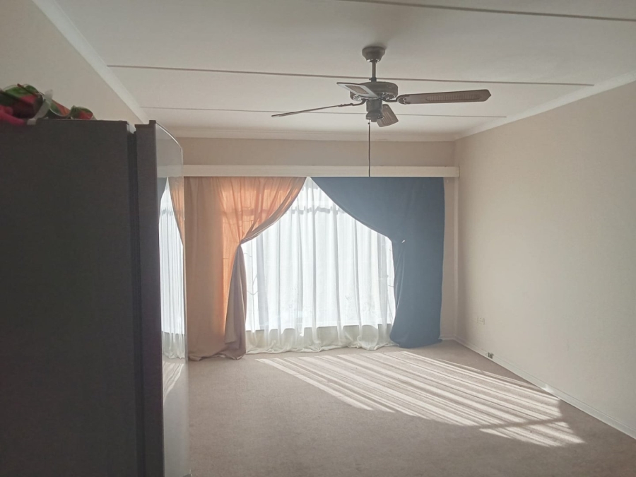 2 Bedroom Property for Sale in Navalsig Free State